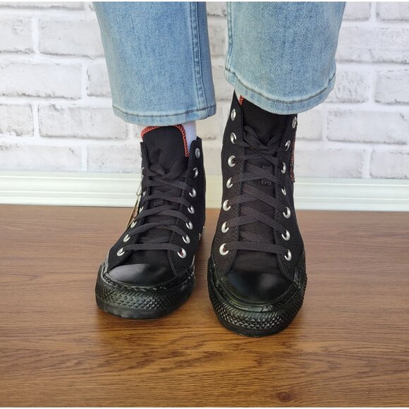⭐Converse x Dungeons & Dragons Chuck Taylor All Star Black Womens Sz 8.5 A09886C - Picture 4 of 12